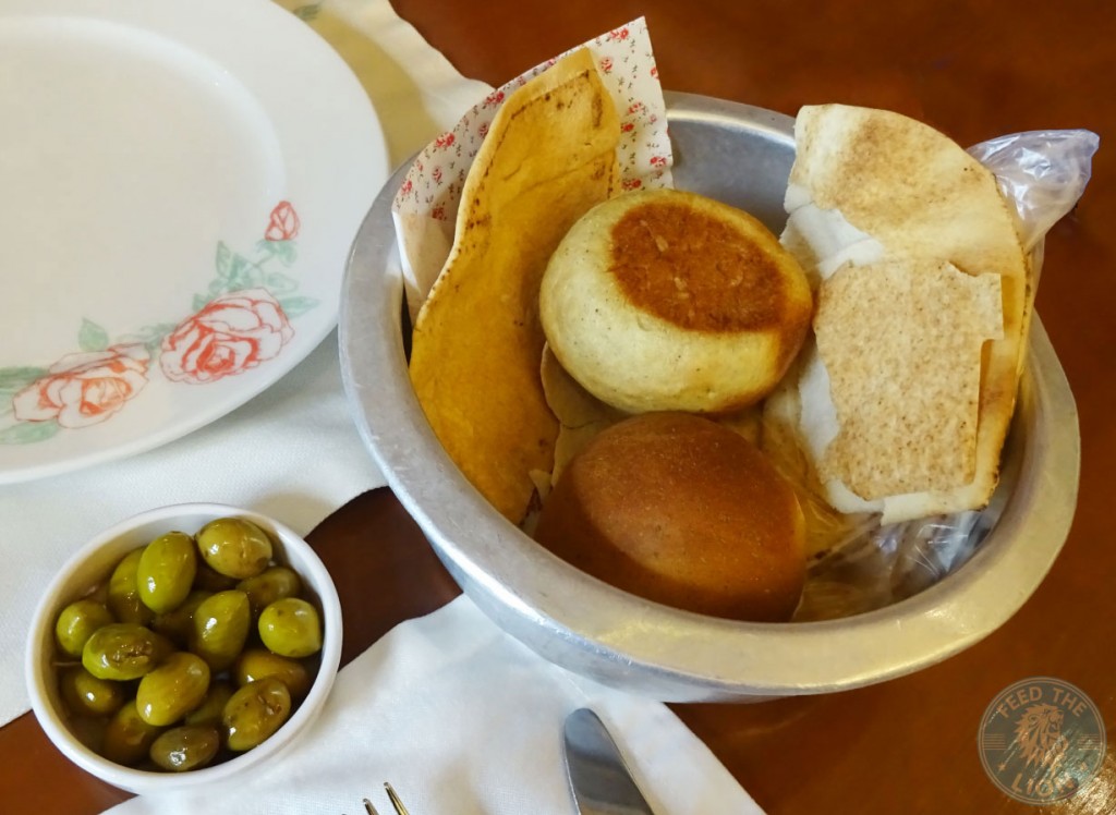 leila dubai restaurant Lebanese food bread