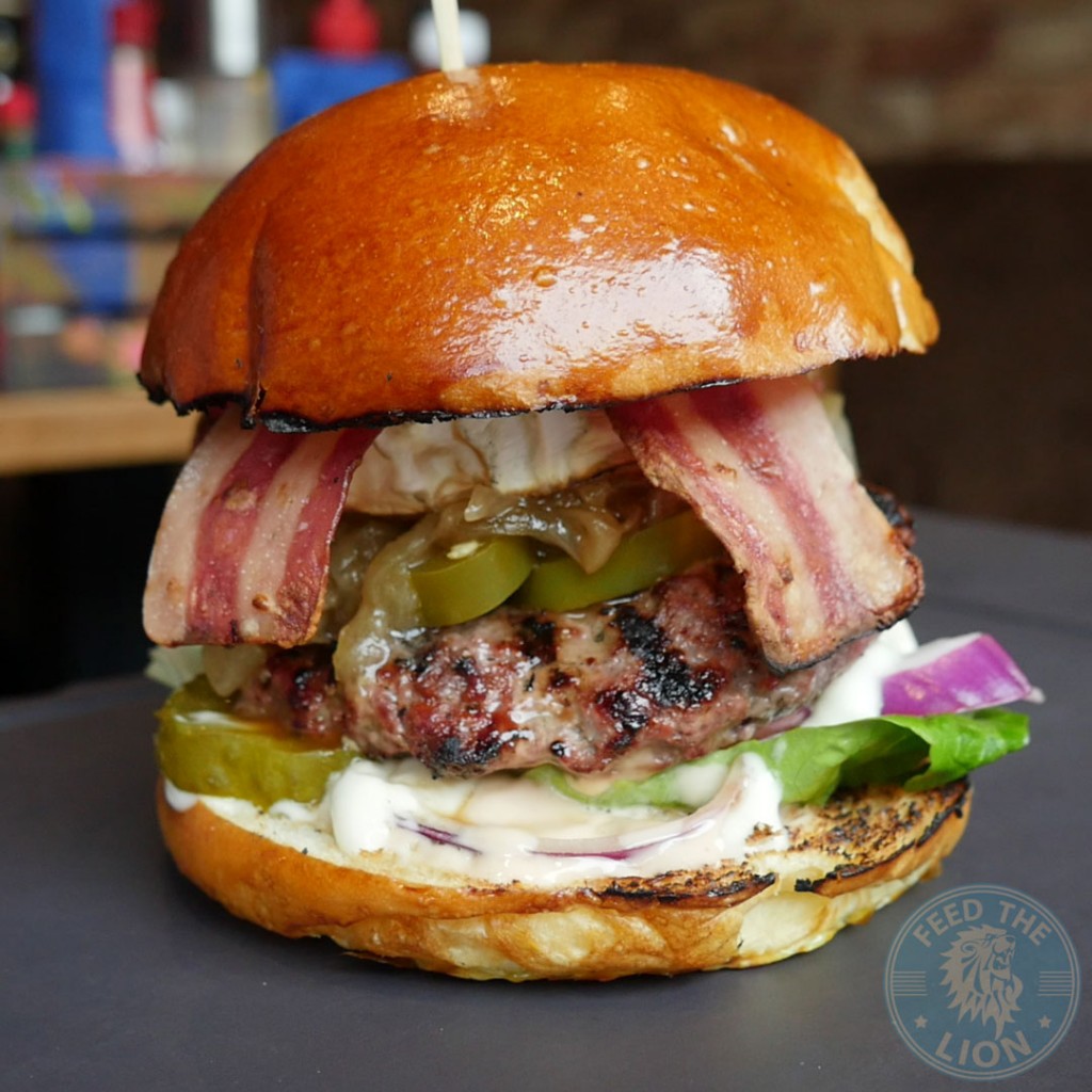 BOB Band of Burgers Camden beef meat chicken food halal review the lion