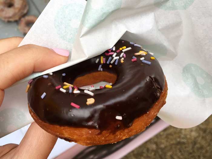 vickys-donuts-kerb-paddington