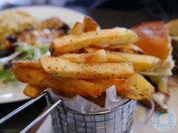 fries chips Laurel House St Albans Hertfordshire Burger Halal Food