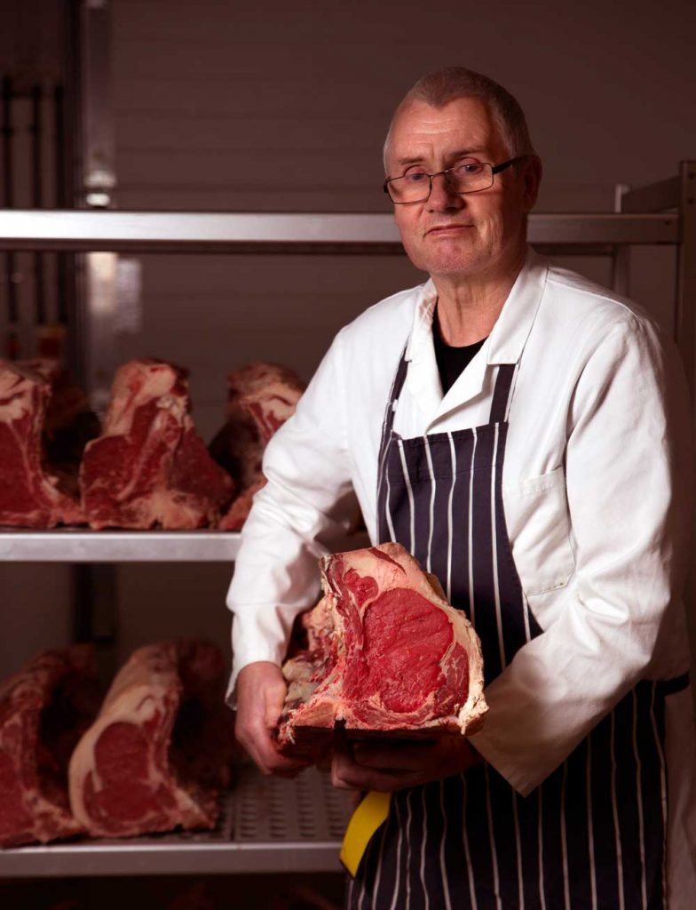 Hartwood Foods butchers Beef Steaks T-bone Marbling Dry-Aged gourmet