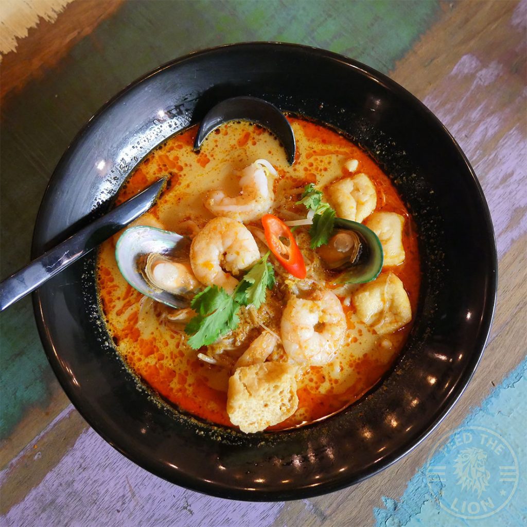 noodle curry Ekachai South East Asian Kings Cross Chinese halal restaurant Seafood Curry Laksa