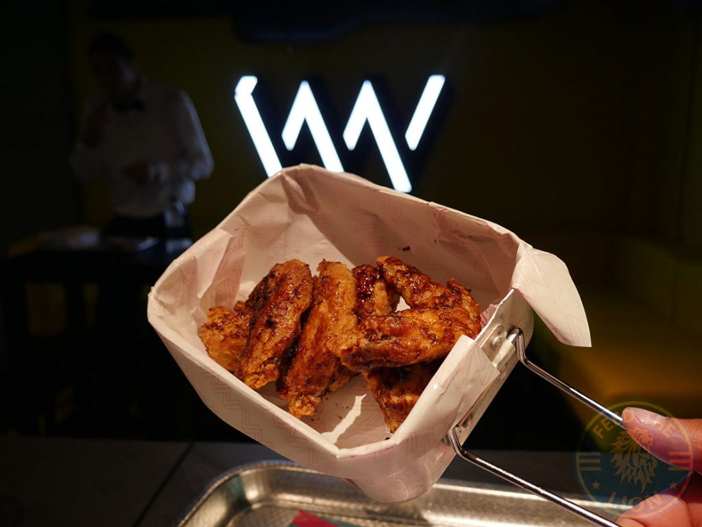 Krispy Wing Wing KFC Korean Fried Chicken Burgers Bao Halal Hammersmith London