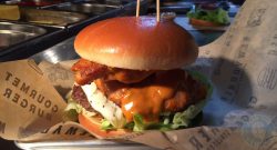 New Yorker Manchester Halal American Dinner burger