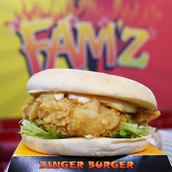 Famz Peri Peri Halal Burgers Chicken Gants Hill London