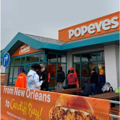 Popeyes Louisiana Kitchen Halal Restaurant Chicken Burgers Cardiff Wales