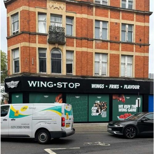 Wingstop Halal Chicken Restaurant London Ealing Broadway